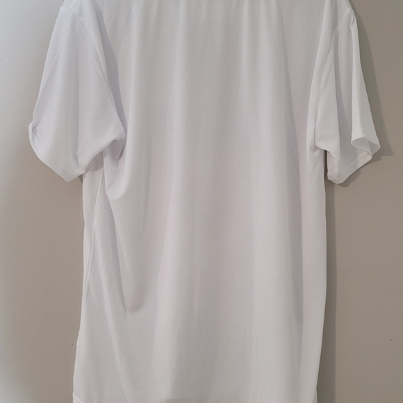 shirt - Picture 4 of 4